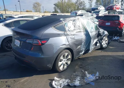 2023 Tesla Model Y Awd/Long Range Dual Motor All-Wheel Drive from USA, damaged, VIN 7SAYGAEE6PF743446